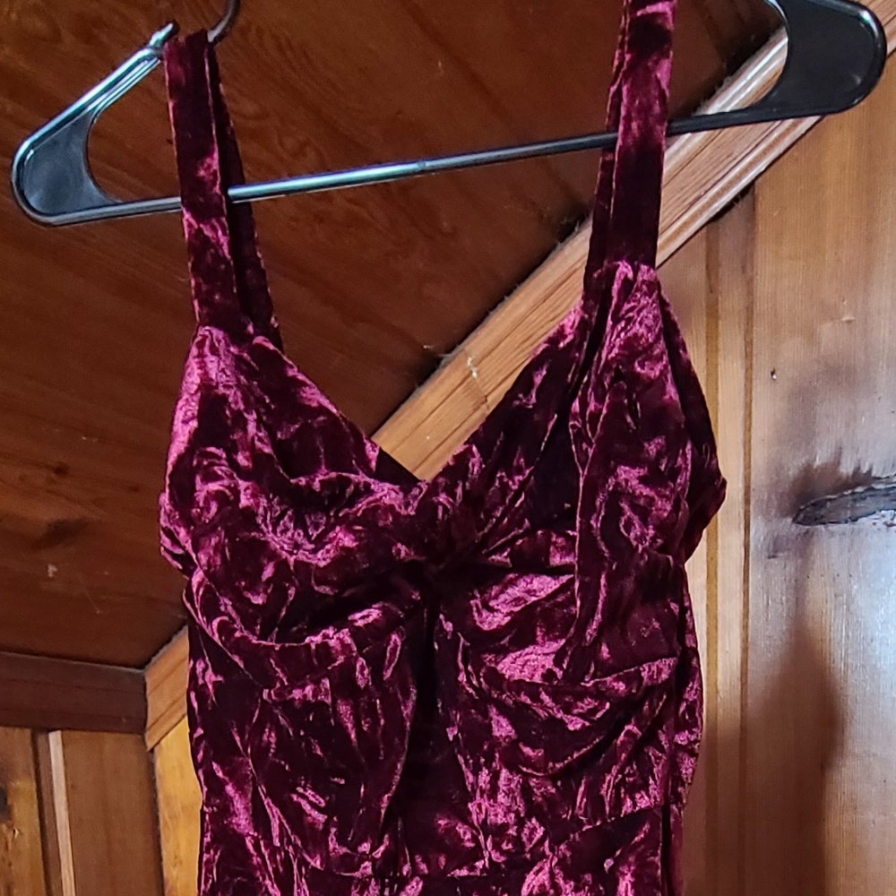 Women's small velvet pin up dress